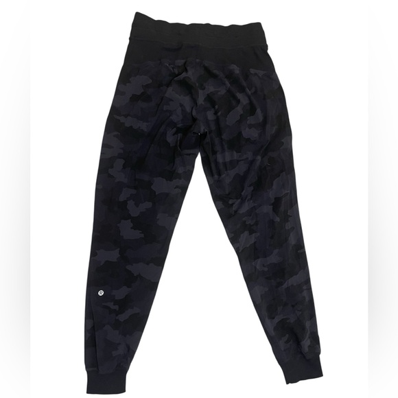 Lululemon camo print joggers gray black dance studio 6 - Picture 3 of 10